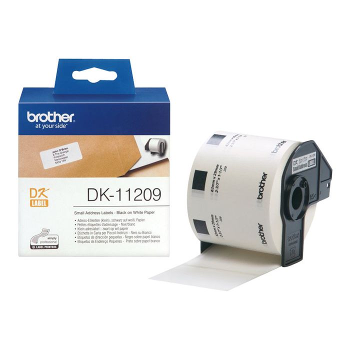 4977766628136-Brother DK-11209 - Ruban d'étiquettes auto-adhésives - 1 rouleau de 800 étiquettes (29 x 62 mm) -Angle droit-0